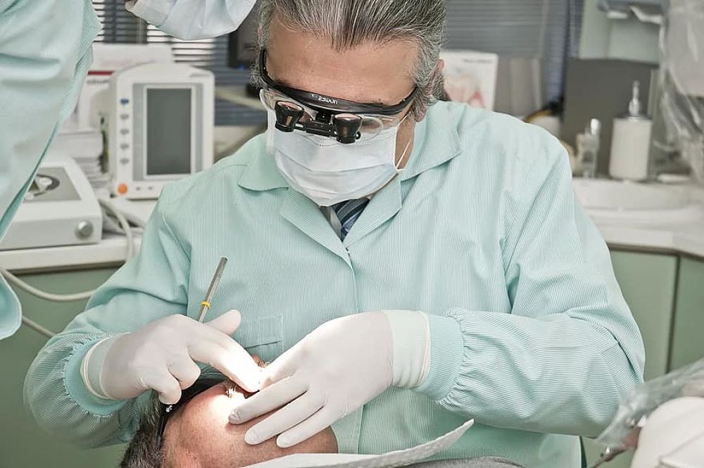 Qué tipos de cirugía oral aplicamos en Domus Dental